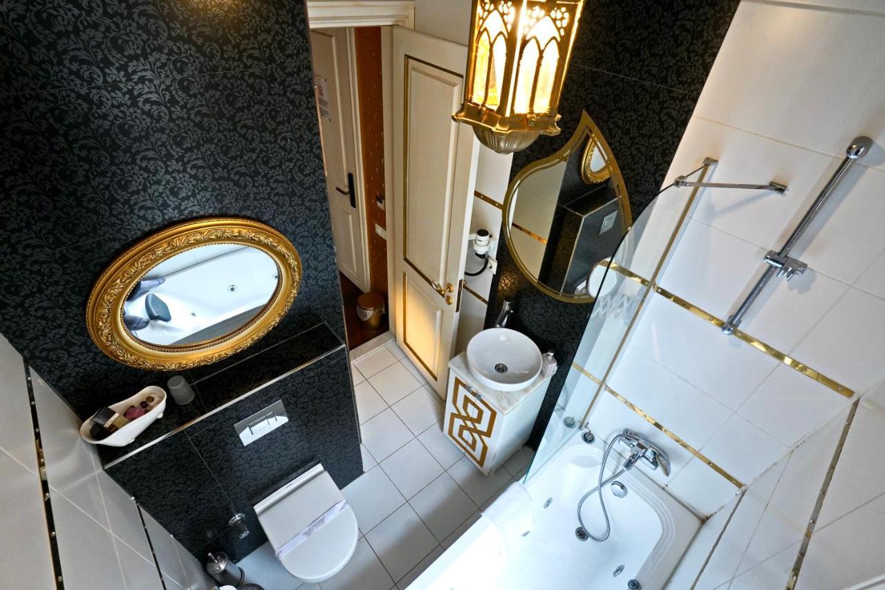 Sultan Tughra Hotel Istanboel Buitenkant foto