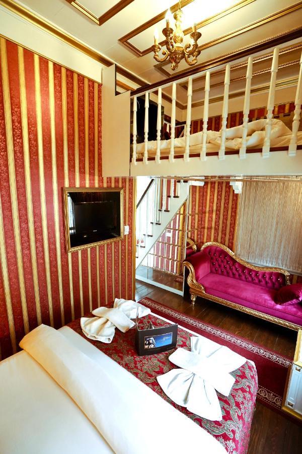 Sultan Tughra Hotel Istanboel Buitenkant foto